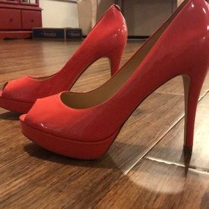 NWOT Michael Kors Pumps